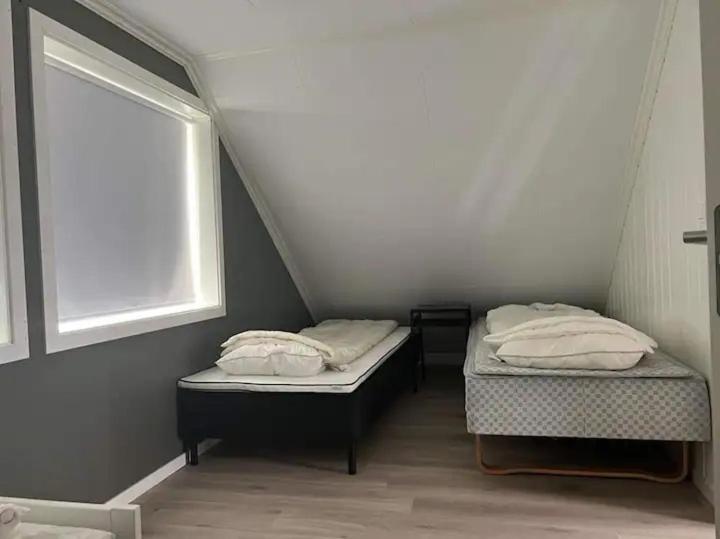 Lekkert Gjestehus Med Gratis Parkering Pa Stedet. Levanger Ngoại thất bức ảnh